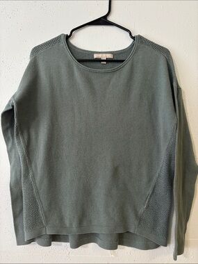 Banana Republic Women’s Olive Crewneck Knit Back Long Sleeve size Small